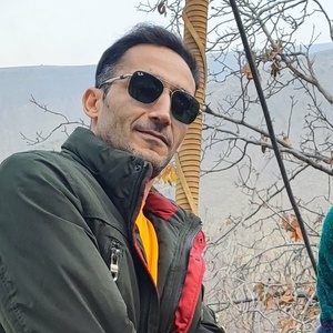 محسن کاوسی
