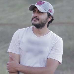 میلاد فرشباف خلیلی