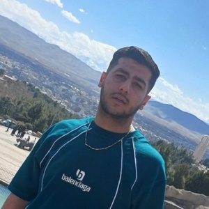 امیر حسین محمودی