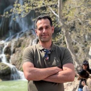 محسن افرازی