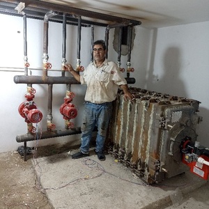 سیاوش عباسی