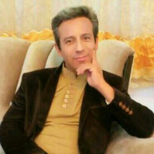 محسن آقاخانی