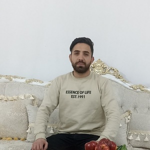 رضا آخوندی
