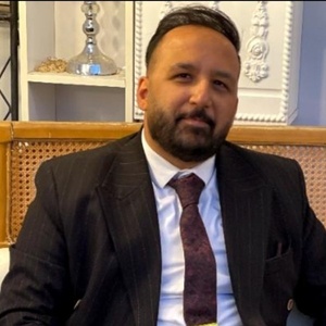 امیررضا نیک بین