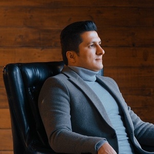مهرداد منصوری