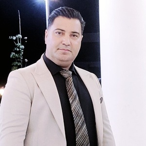اکبر آزادی