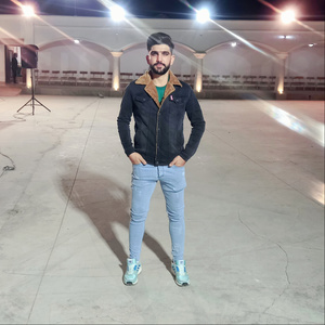 فرشاد رستمی گرمیانهء