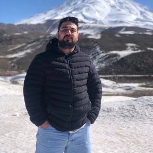 هومن لاری قادیکلایی