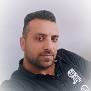 قاسم کامرانی نیارق