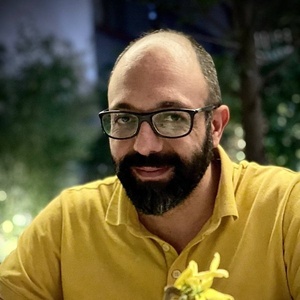 آرش امیرحسینی
