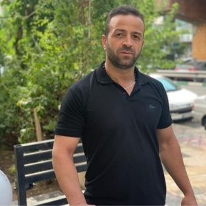 وحید آذری