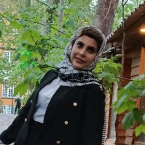 سارا طبسی