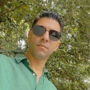 کامیار اقبال نژاد