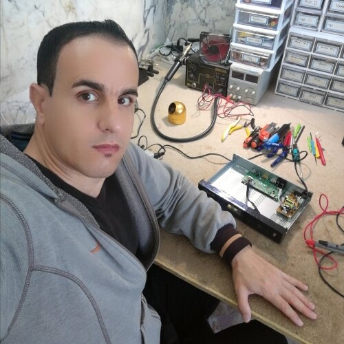 هادی رستمی سیاه گلی