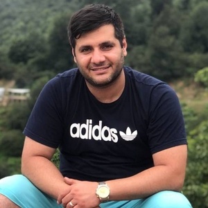 پویا میرزاییانی