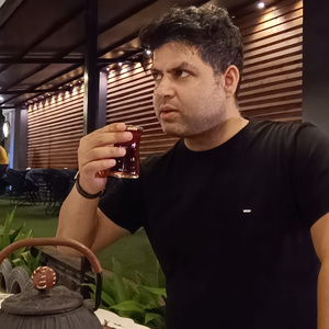 امان قدمنان