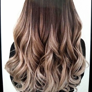 احسانه کریمی